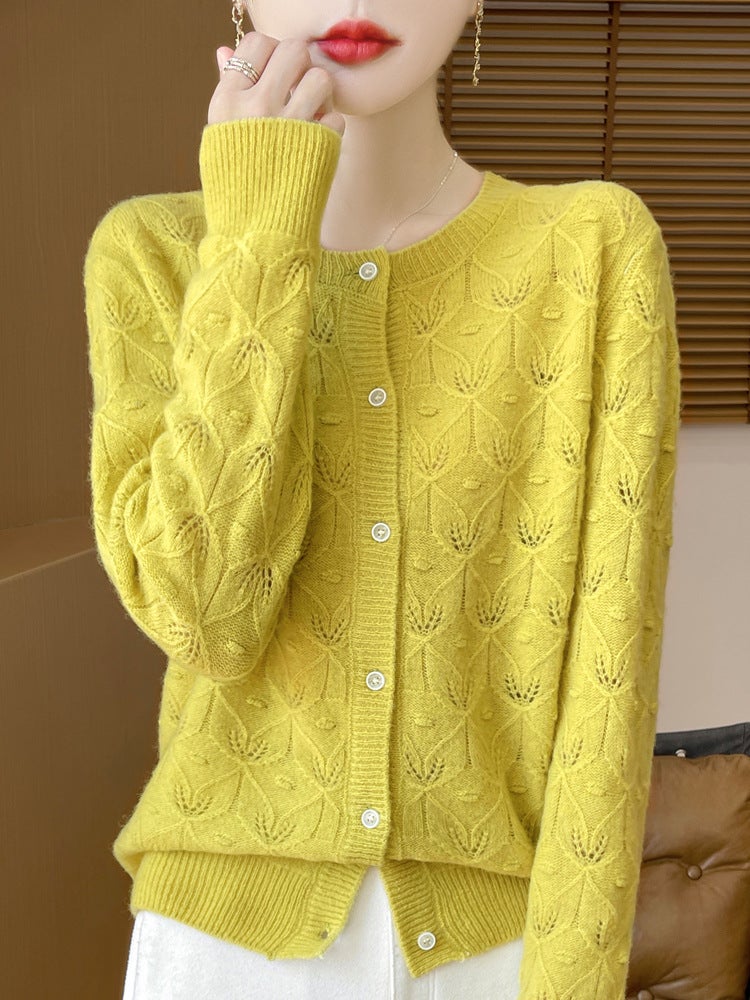 First-Line Ready-To-Wear 100% Pure Wool Jacquard Cut Out Cardigan For Women In , Slimming Look, Warm And Non-Piercing Seamless Sweater - Image 3